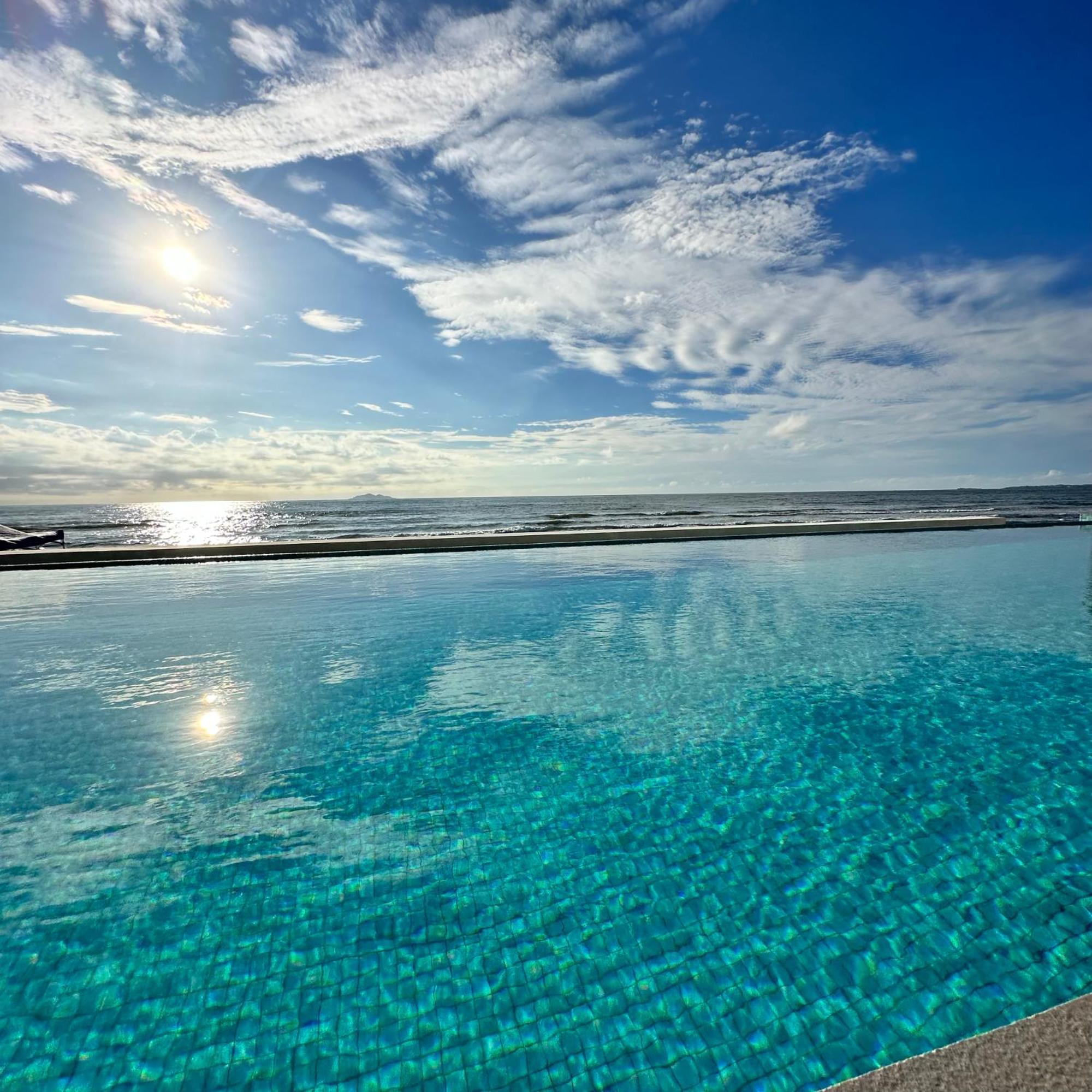 Tana Beach Villas リアン エクステリア 写真