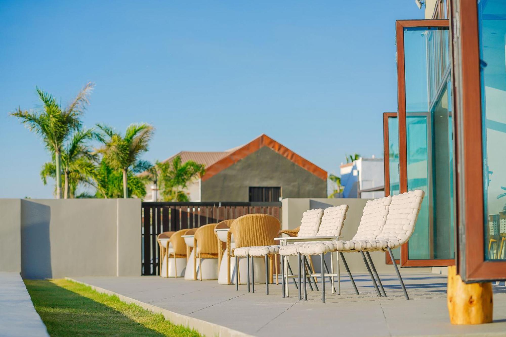 Tana Beach Villas リアン エクステリア 写真